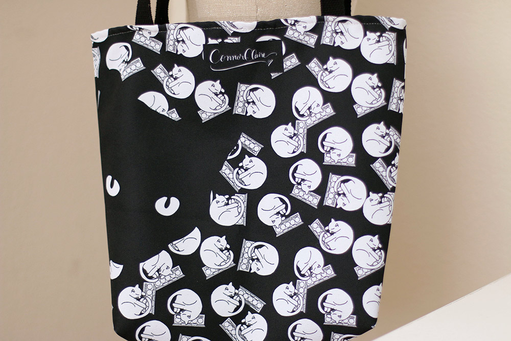 palette kitty tote