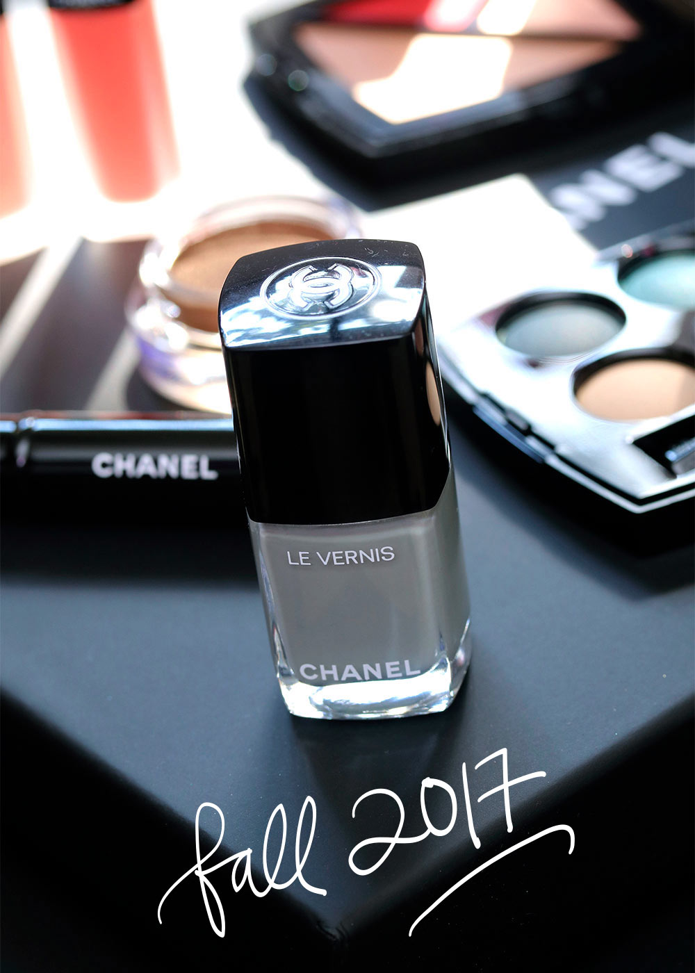 Chanel Horizon Line Le Vernis Longwear Nail Colour, Available Now in the New Diary Fall Collection - and Beauty Blog