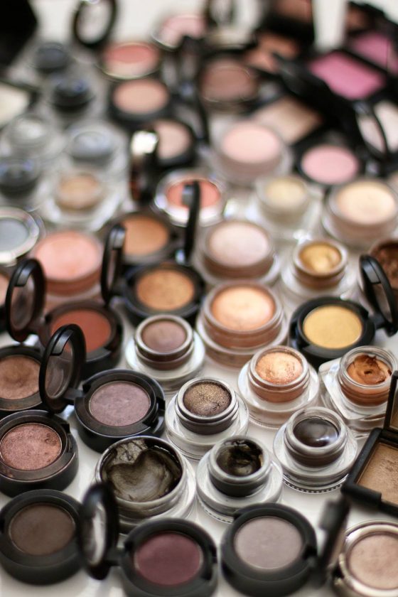 13 Unexpected Side Effects of Makeup Addiction