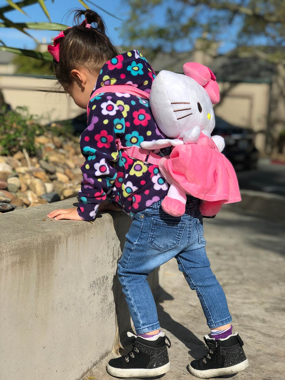 connor hello kitty backpack