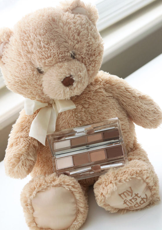 Unsung Makeup Heroes: Clinique All About Shadow Quad in Teddy Bear